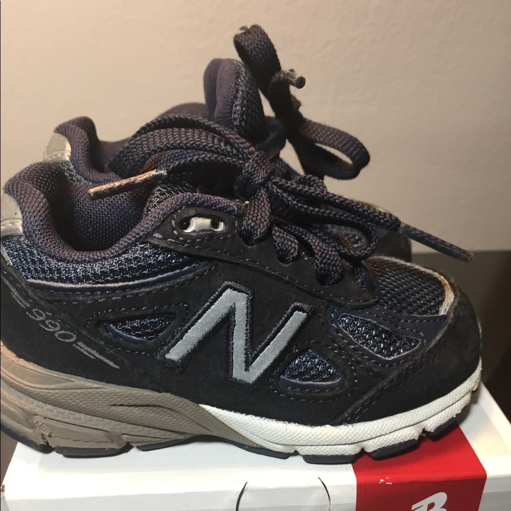 Navy Blue New Balance 990s boys toddler size 5